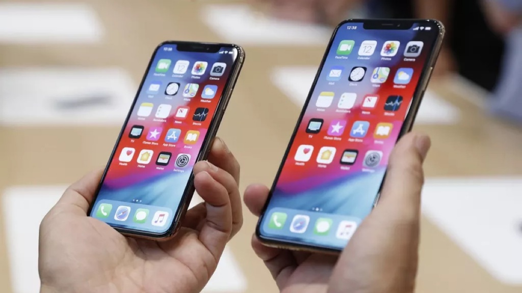 Suporte para eSIM no iPhone Xs e iPhone Xs Max afinal só chega no final do ano