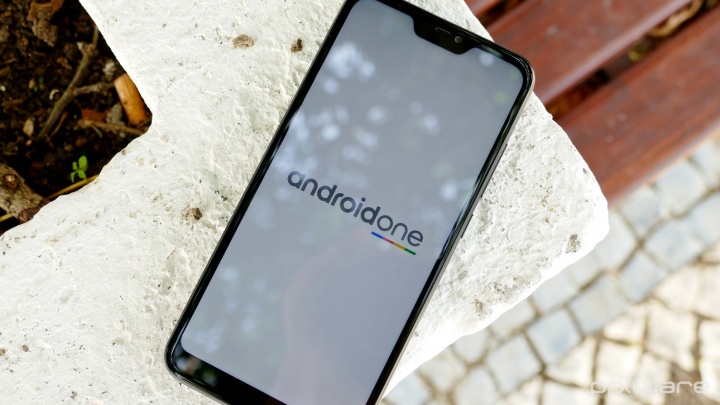 Análise: Xiaomi Mi A2 Lite - O Android One de baixo custo