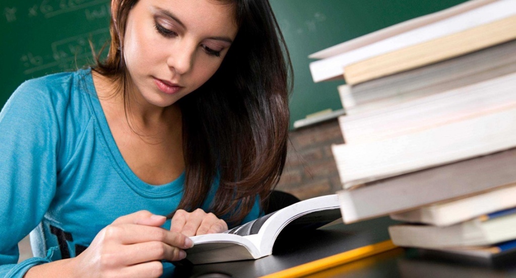 Bolsas de estudo: Problema informático deixa 60 mil alunos à espera