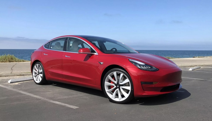 Imagem Tesla Model 3 que vem para a Europa