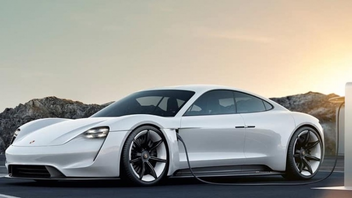Porsche Taycan Tesla elétrico clientes