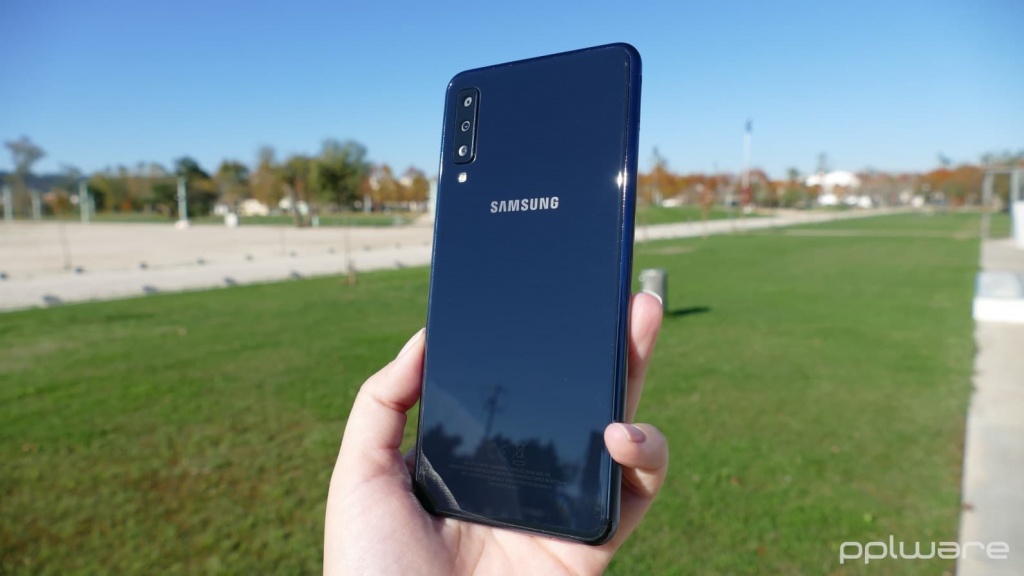 Smartphones Samsung Galaxy A serão ainda melhores em 2019