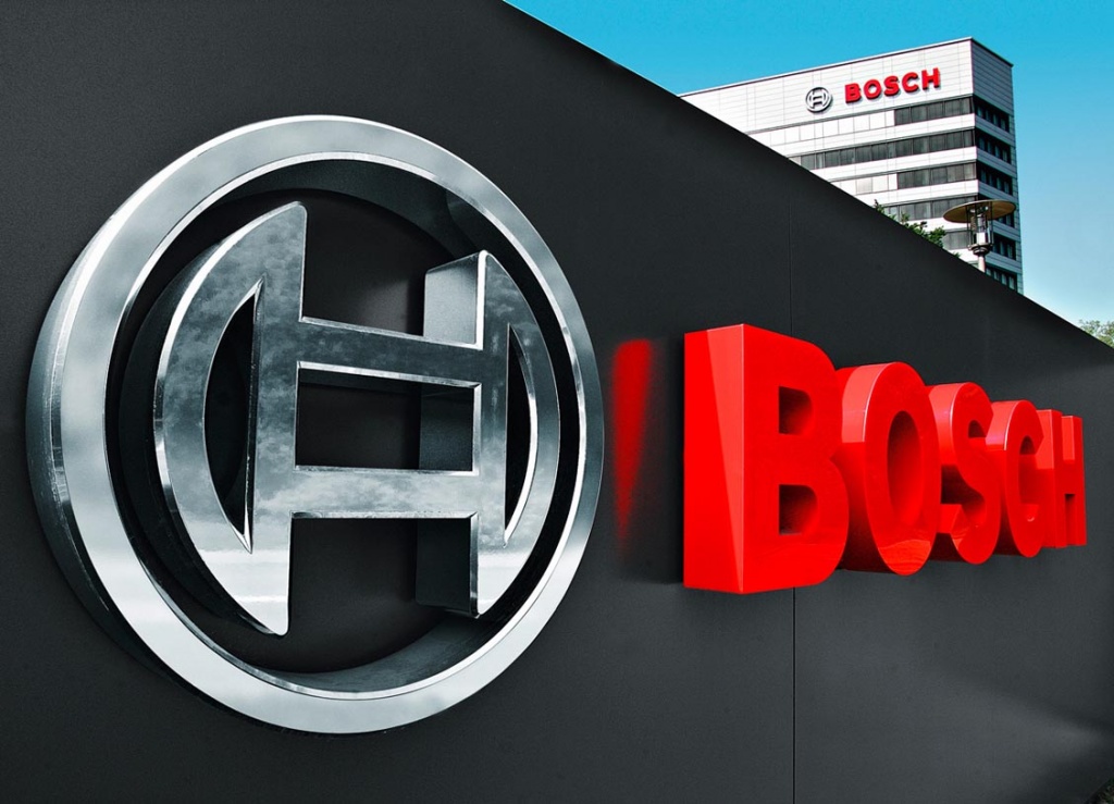 Depois de se posicionar contra os carros elétricos, o CEO da Bosch deixa o cargo