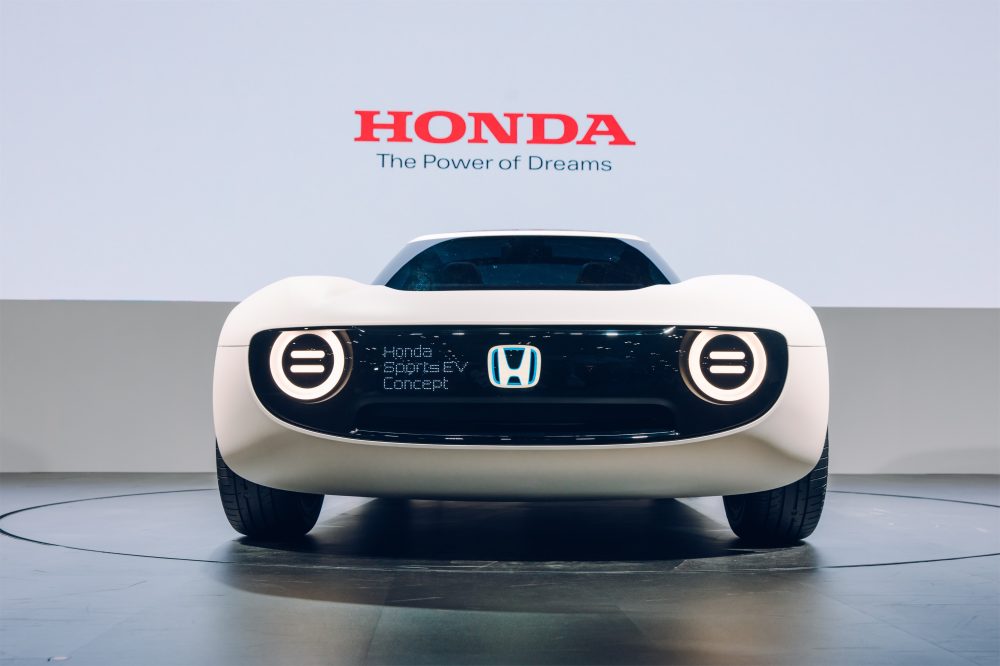 Honda também está na corrida aos carros elétricos, mas só para 2020