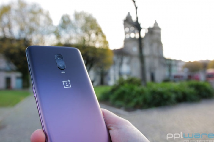 OnePlus smartphone Android 5G MWC