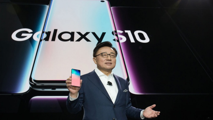 Samsung Galaxy Fold Unpacked 2019 smartphones Android Samsung Galaxy