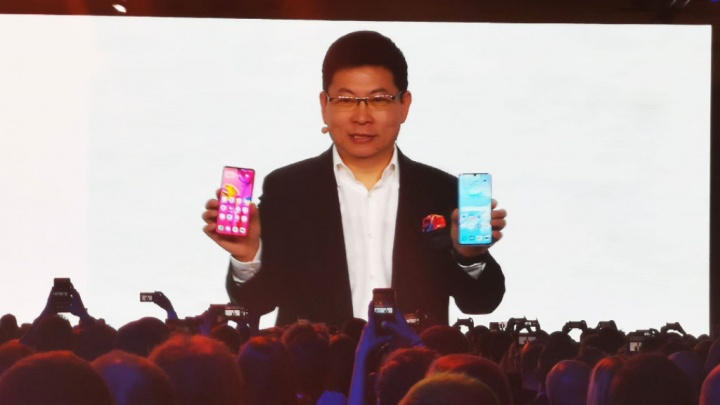 Huawei P30 Pro smartphones