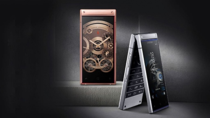 Samsung smartphone dobrável Motorola RAZR