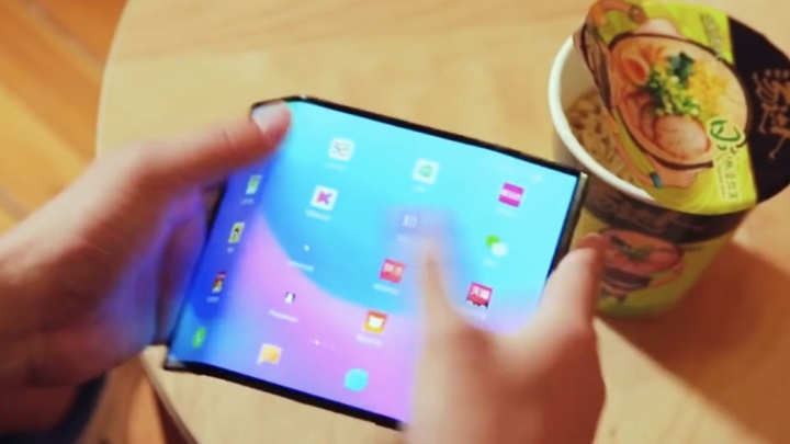 Xiaomi smartphone dobrável Lin Bin vídeo
