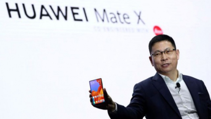 Huawei Android Google China smartphones Huawei Mate X Galaxy Fold Samsung Galaxy Fold Kirin 990