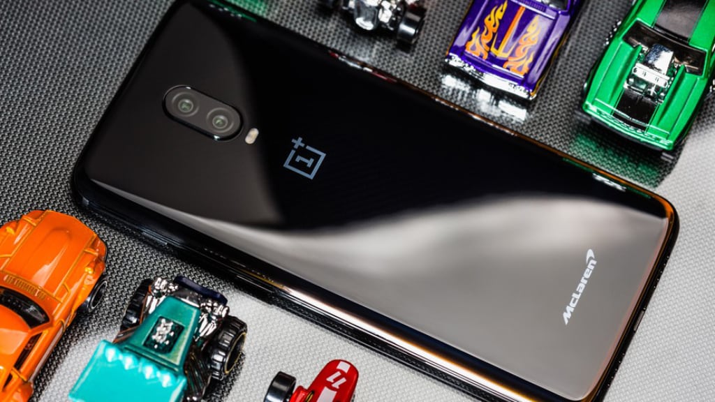OnePlus 6T smartphone Android app LED notificações