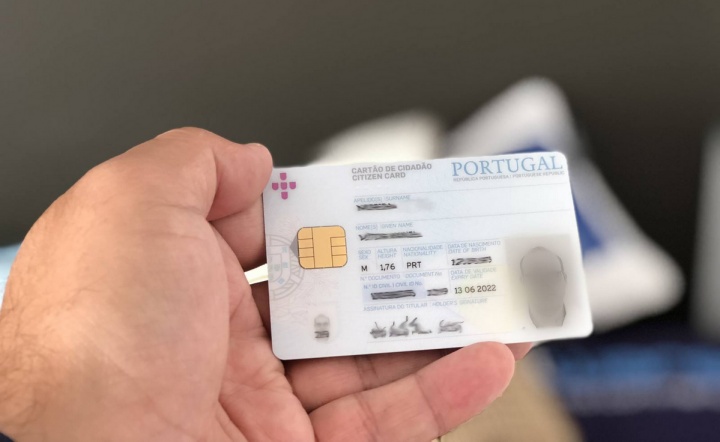 Vai ser possível renovar o cartão de cidadão sem sair de casa