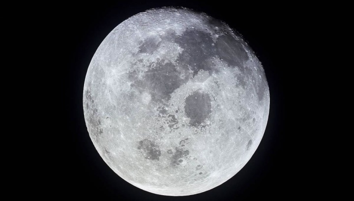 Imagem da Lua que está a emagrecer por causa dos sismos