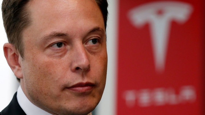 Tesla Elon Musk dinheiro funcionários despesas