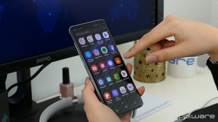 Galaxy S10 Android 11 One UI 3.0 Samsung atualização