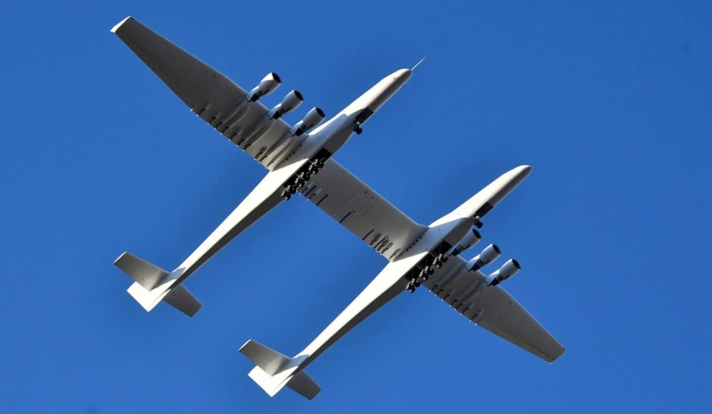 Stratolaunch, o maior avião do mundo ou… a montanha pariu um rato?
