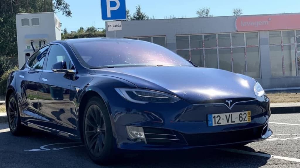 Apesar de toda a segurança, afinal é muito simples roubar um Model S da Tesla
