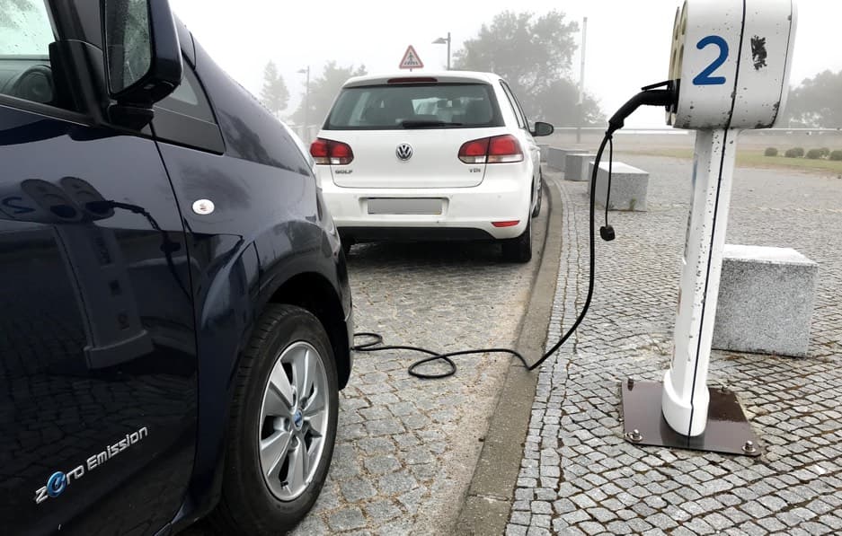 Empresas do Estado podem substituir frota por carros elétricos a partir de sexta-feira