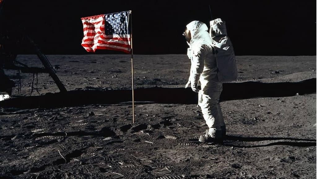 Segundo os astronautas da missão Apollo a Lua “cheira mal”