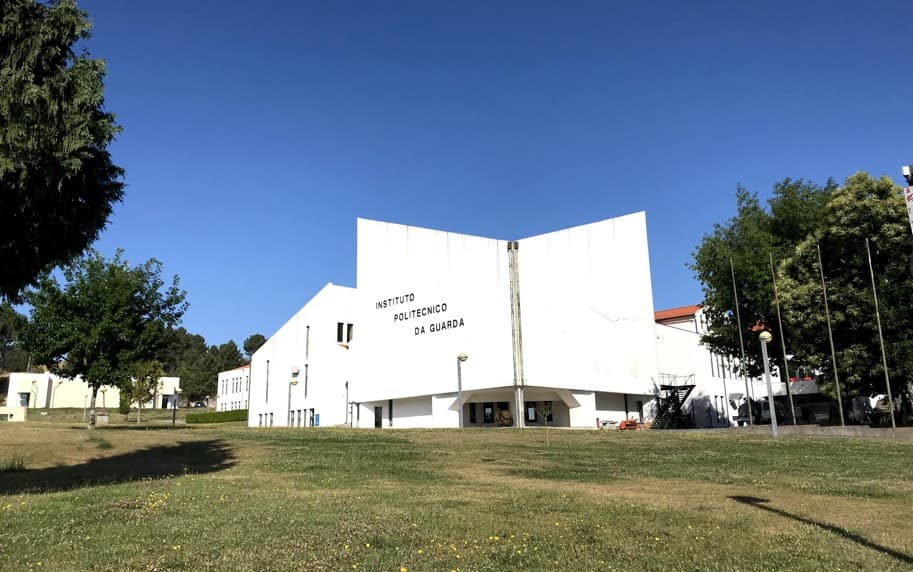 Ensino Superior: Portal InfoCursos ajuda a escolher um curso