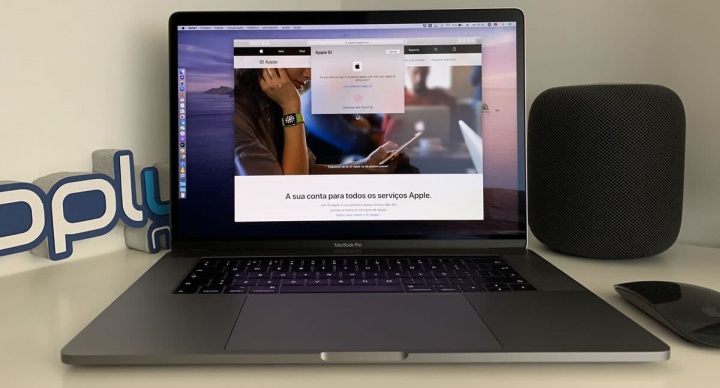 Imagem MacBook Pro a solicitar o ID Apple ou email