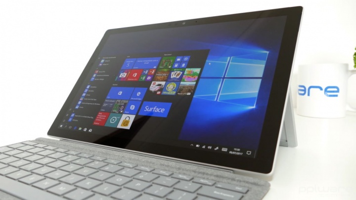 Microsoft Surface Laptop polegadas Book