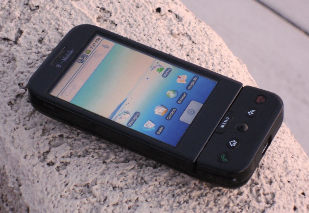 Primeiro smartphone com Android foi lançado há 11 anos