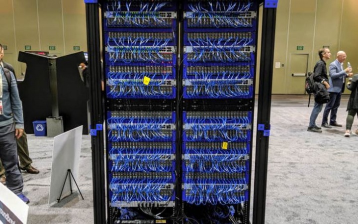 Oracle cria supercomputador com 1060 Raspberry Pi