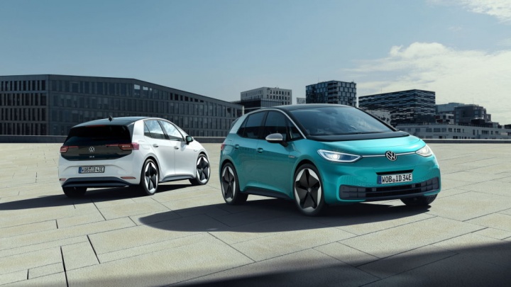 Volkswagen som carros elétricos peões
