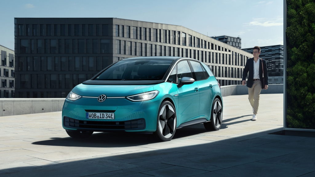 Volkswagen ID.3 tem graves problemas de software, afetando inclusivamente as vendas