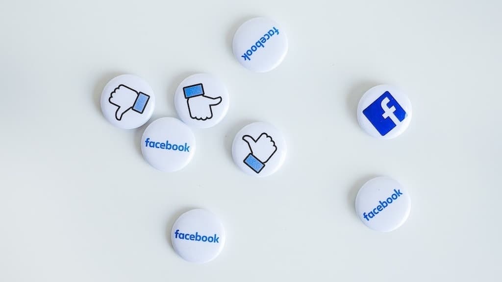 Utilizadores passam 26% menos tempo a usar o Facebook do que em 2017