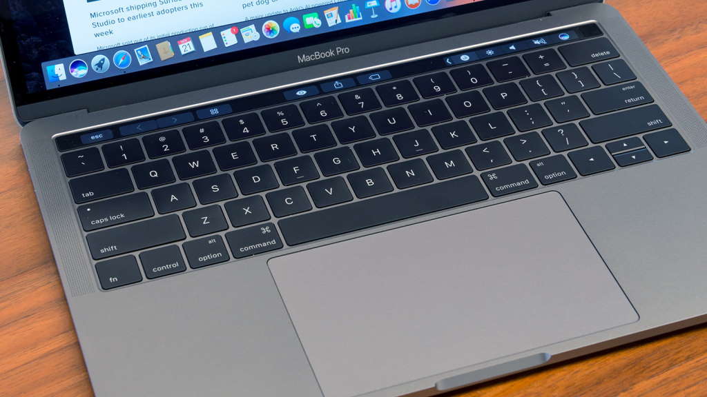 MacBook macOS Apple 16 polegadas ecrã