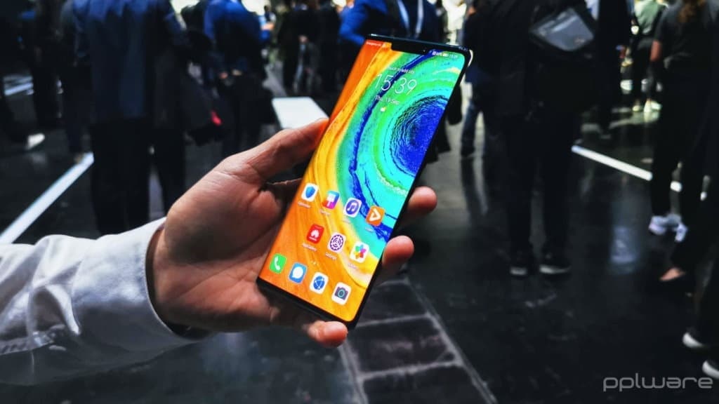 Huawei domina de forma total a lista dos smartphones mais rápidos na Internet