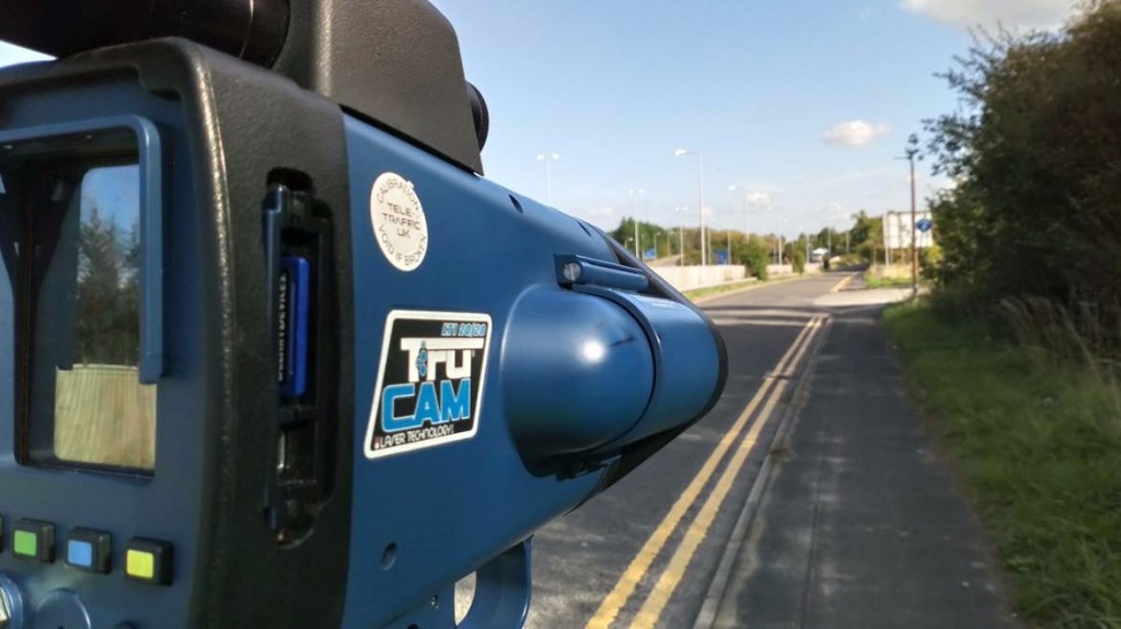 Novo radar de velocidade consegue caçar infratores a uma distância de 1,5 km
