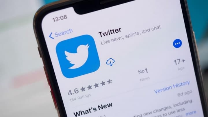 Twitter Blue - Atualização da app do Twitter para iOS revela compra dentro da app de 2,99 €