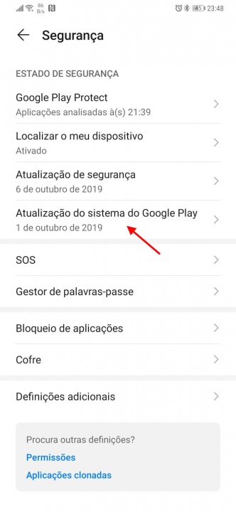 Como procurar atualizações de segurança da Play Store no Android 10