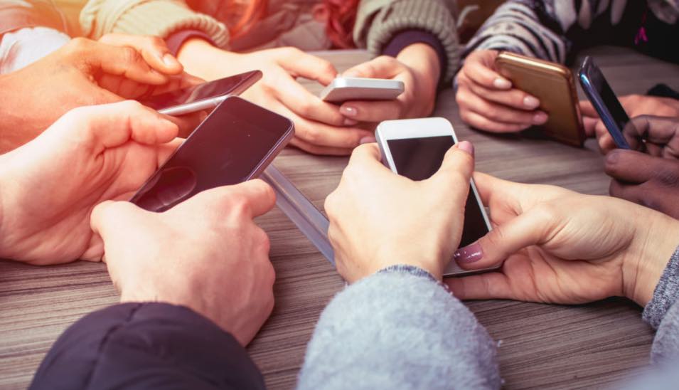 Espanha vai “rastrear” smartphones dos cidadãos durante oito dias