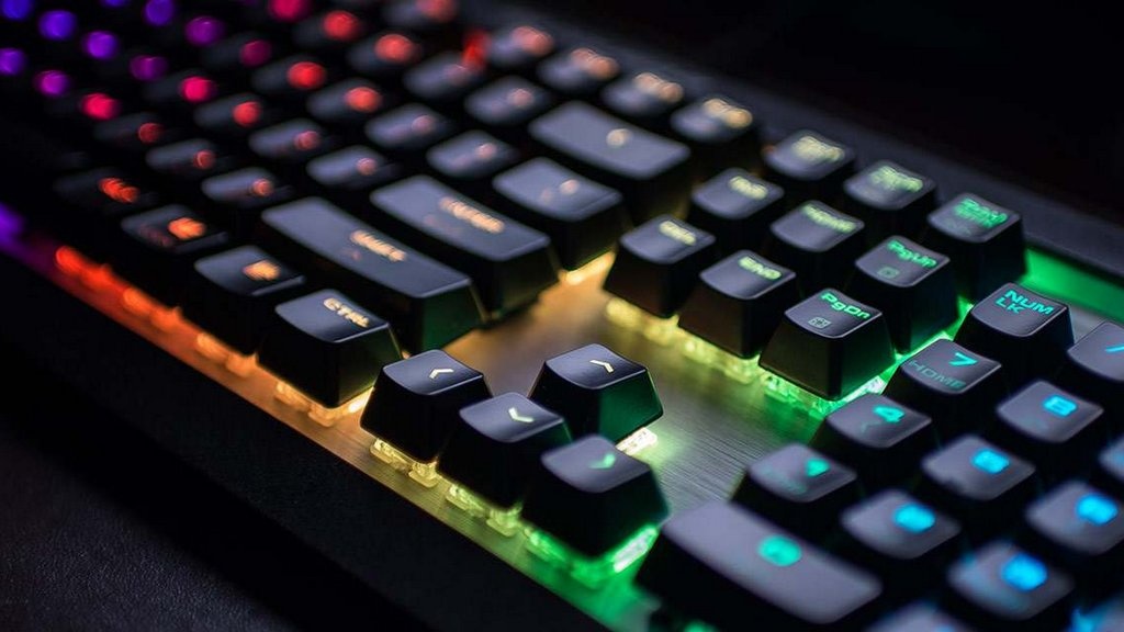 5 teclados mecânicos por menos de 100 €