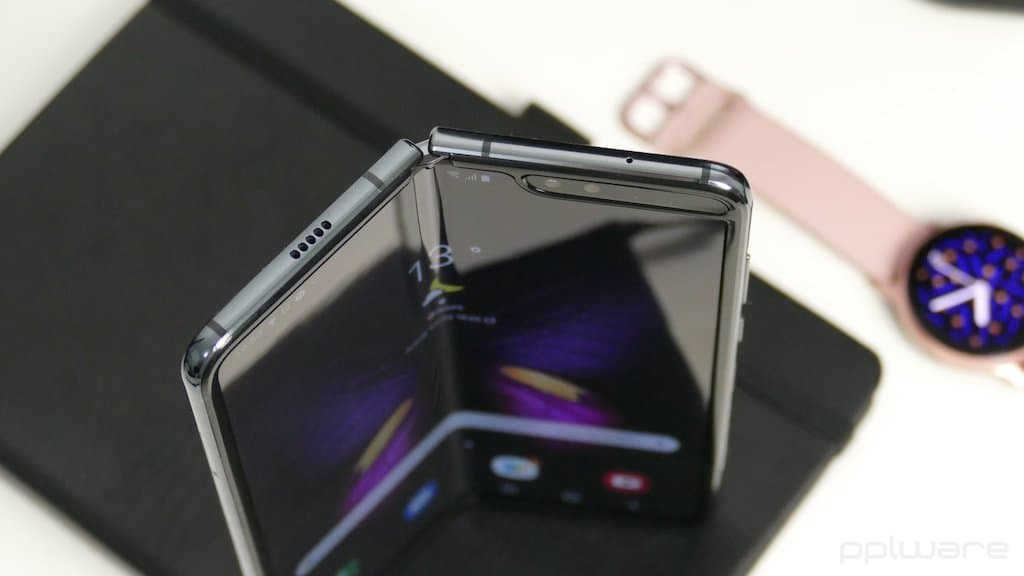 Samsung Galaxy Z Flip 2 foldable smartphone