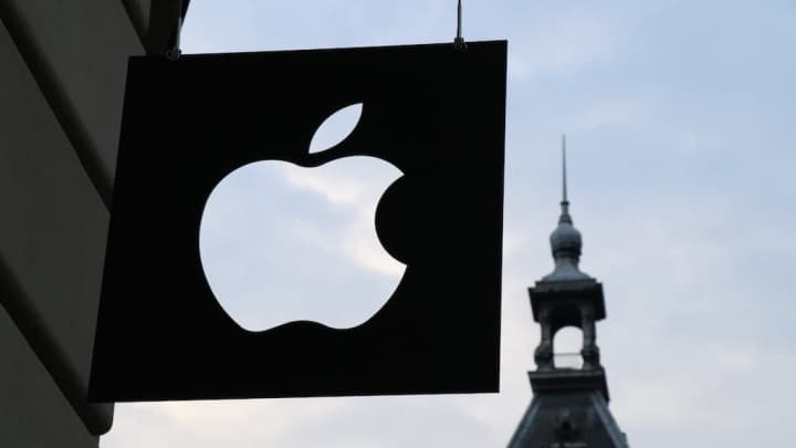 Apple perde título de empresa mais valiosa do mundo