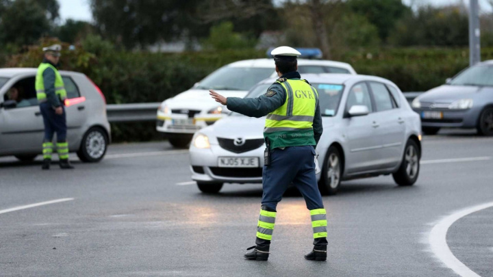 Sistema que bloqueia carros se o condutor estiver alcoolizado vai ser testado em Portugal