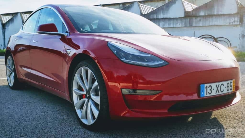 Tesla volta a bater todos os recordes de vendas no segundo trimestre de 2021