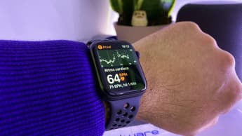 Imagem Apple Watch da Apple a medir os batimentos cardíacos