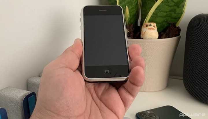 Apple iPhone original foi apresentado ao mundo por Steve Jobs há treze anos