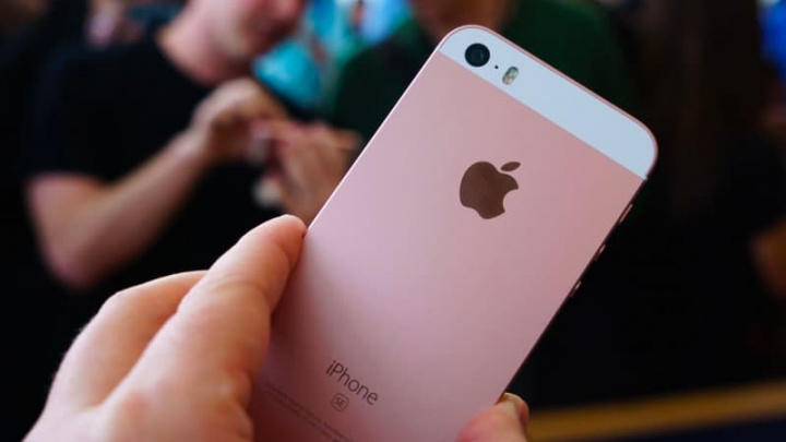 Apple pode lançar dois iPhone 9 como sucessor do iPhone SE já daqui a poucos meses