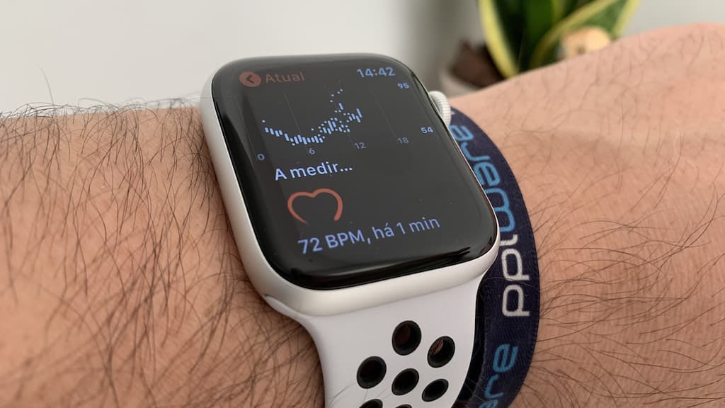 Apple irá fornecer Apple Watch para estudo de depressão e ansiedade