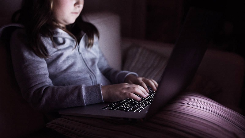 Microsoft lança ferramenta para identificar abusadores sexuais de crianças