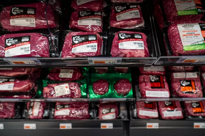 Secção das carnes na Amazon Go Grocery