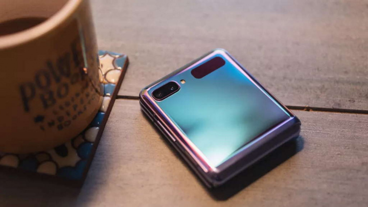 Galaxy Z Flip: O telemóvel de 1529€ esgotou em Portugal