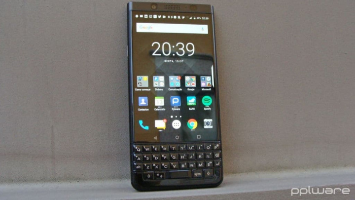 BlackBerry TCL smartphones desaparecer chinesa